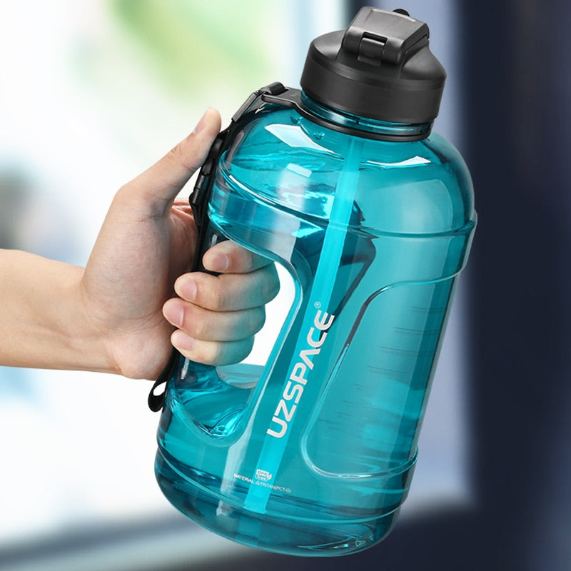 2.3L 2000ML Water Bottle with Straw Clear Large-capacity Plastic Drinking Bottle