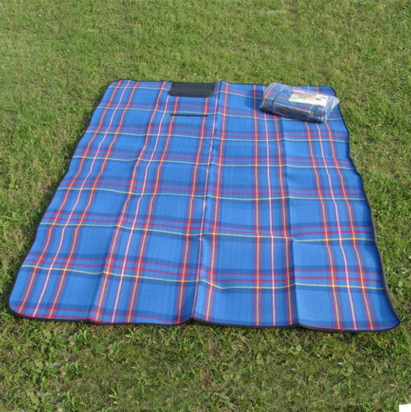 VILEAD Folding Waterproof Picnic Mat – Lightweight, Moisture-Proof Outdoor Camping Rug