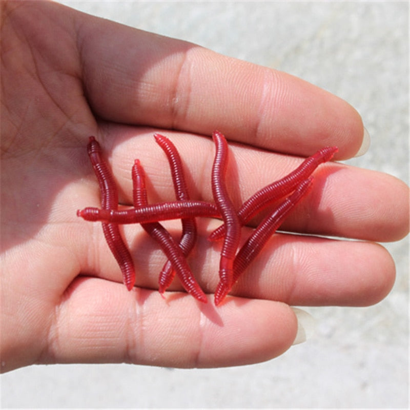 50pcs/lot Soft Lure Fishing Simulation Earthworm red Worms Artificial Fishing Lure Tackle Lifelike Fishy Smell Lures WD-160