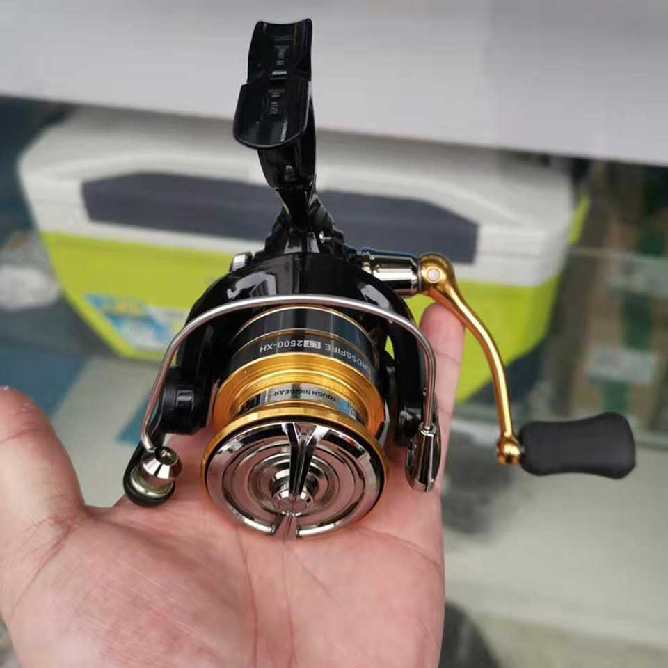 DAIWA Reel CROSSFIRE LT Spinning Fishing Reel 1000-6000 ABS Metail Spool 5-12KG Power Hard Gear Light & Tough Body