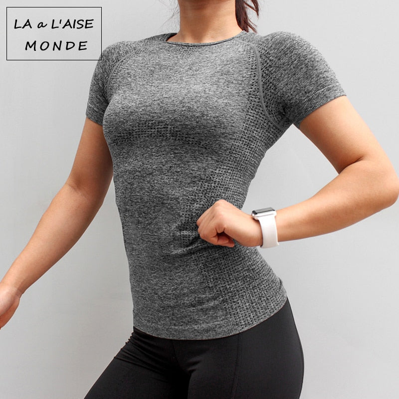 Fitness Women Seamless Sport Shirt Sports Wear For Women Gym Running Top Short Sleeve Yoga Workout