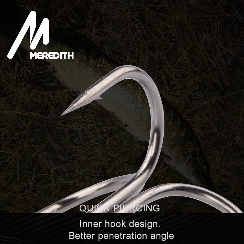 MEREDITH 20Pcs/lot Fishing Hooks High Steel Carbon Material Treble Fishing Hook Round Folded Saltwater Bass 4# 6# 8# Tackle Tool