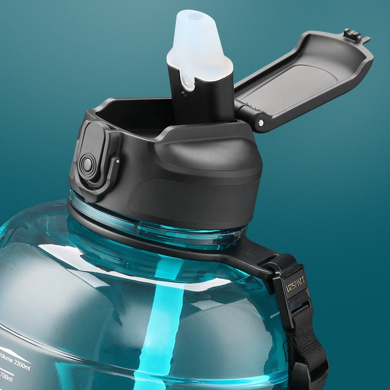 2.3L 2000ML Water Bottle with Straw Clear Large-capacity Plastic Drinking Bottle