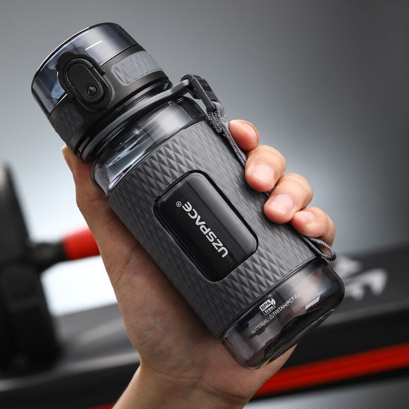 Sports Water Bottles Gym Leak-proof Drop-proof Portable Shaker Plastic Drink Water Bottle